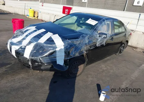 2008 Toyota Camry Le z USA, uszkodzony, nr VIN 4T4BE46K08R032429